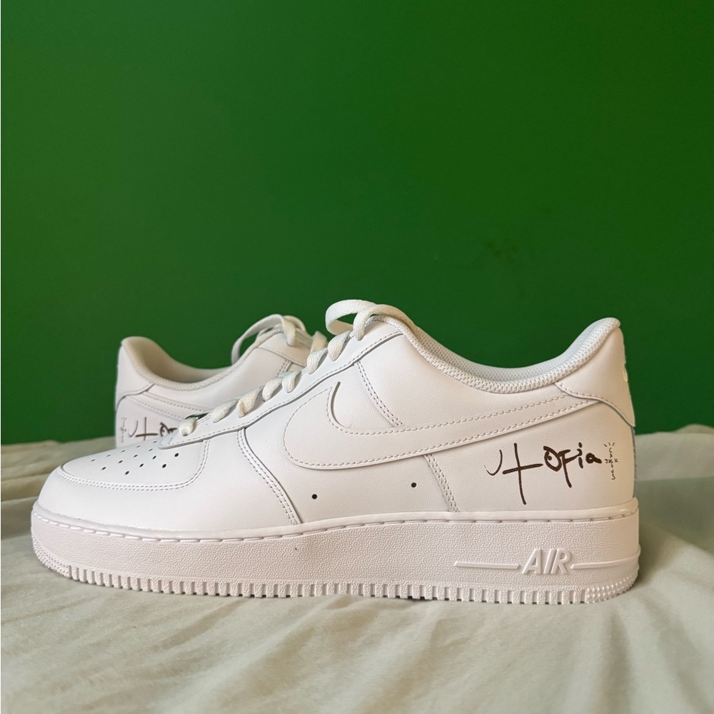 Nike Air Force 1 Travis Scott size 13